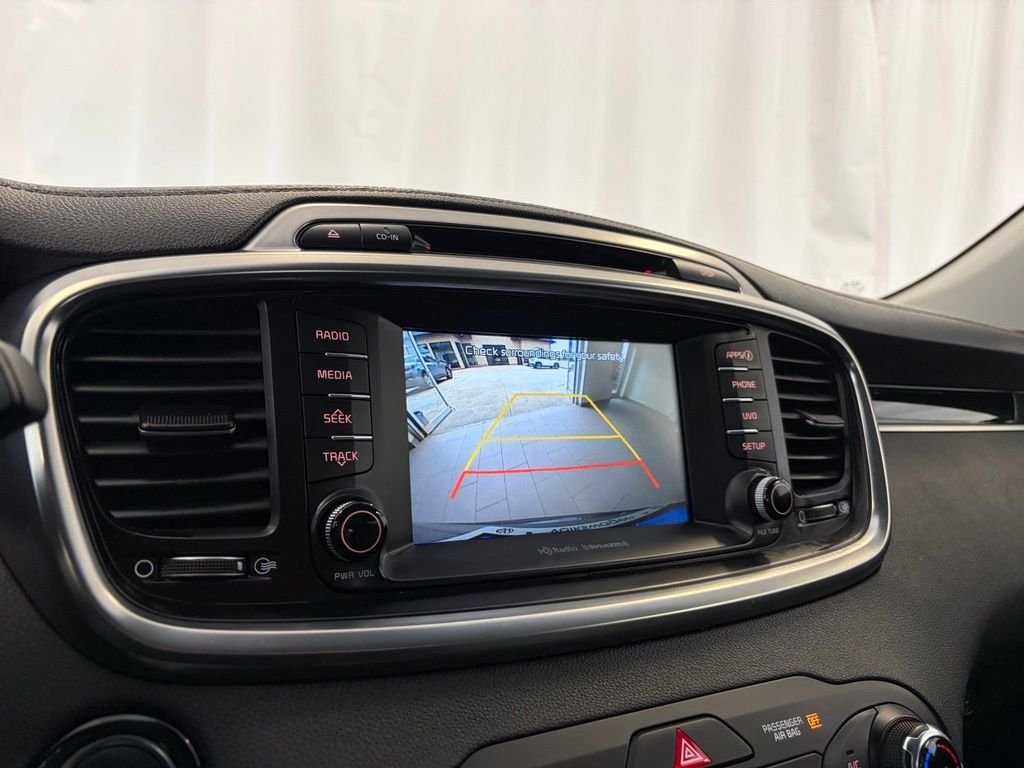 Used 2017 Platinum Graphite Kia EX image 32