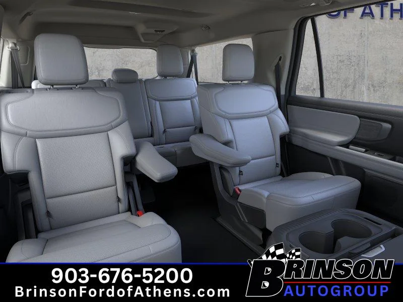 New 2026 Star White Metallic Tri-Coat Ford MAX Platinum® image 11