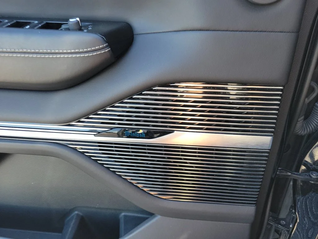 2022 Jeep Grand Wagoneer Series II - Photo 25
