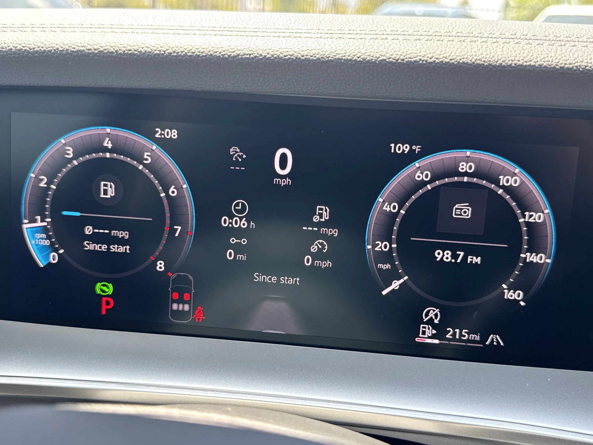 New 2026 Monterey Blue Pearl Volkswagen SE image 22