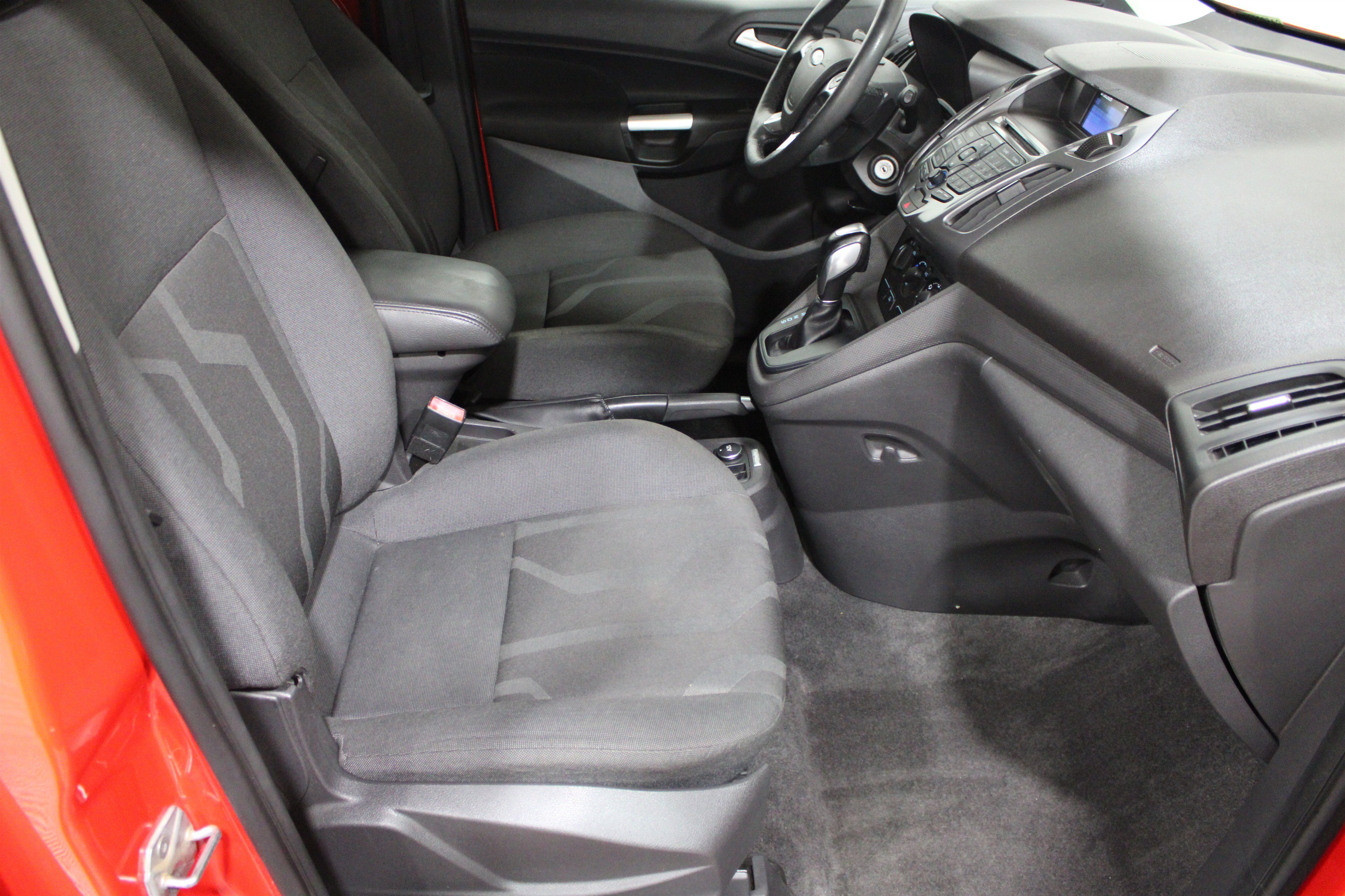 2015 Ford Transit Connect XLT - Photo 21