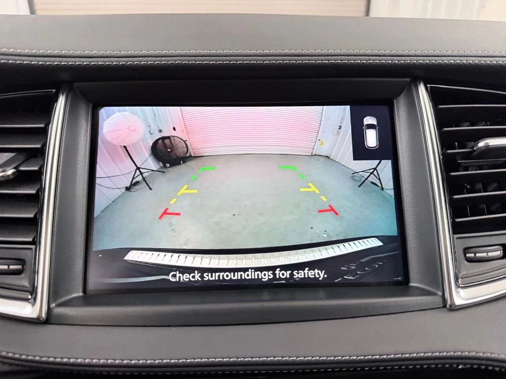 Certified Used 2023 Gray INFINITI LUXE image 15