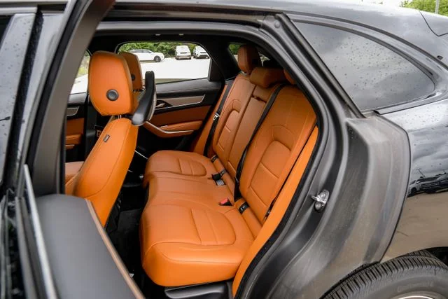 2026 Jaguar F-Pace R-Dynamic S - Photo 49