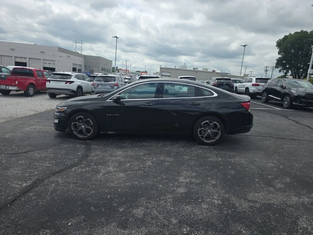 Used 2023 Mosaic Black Metallic Chevrolet LT image 8