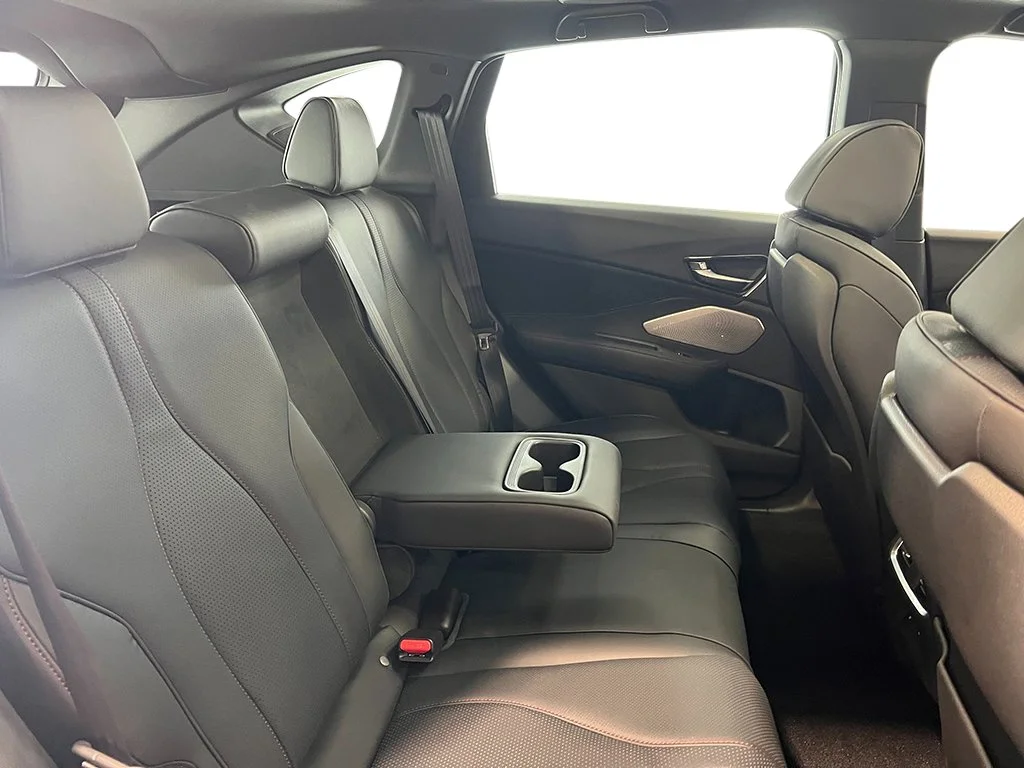 New 2026 Solar Silver Metallic Acura w/A-Spec Advance Package image 38
