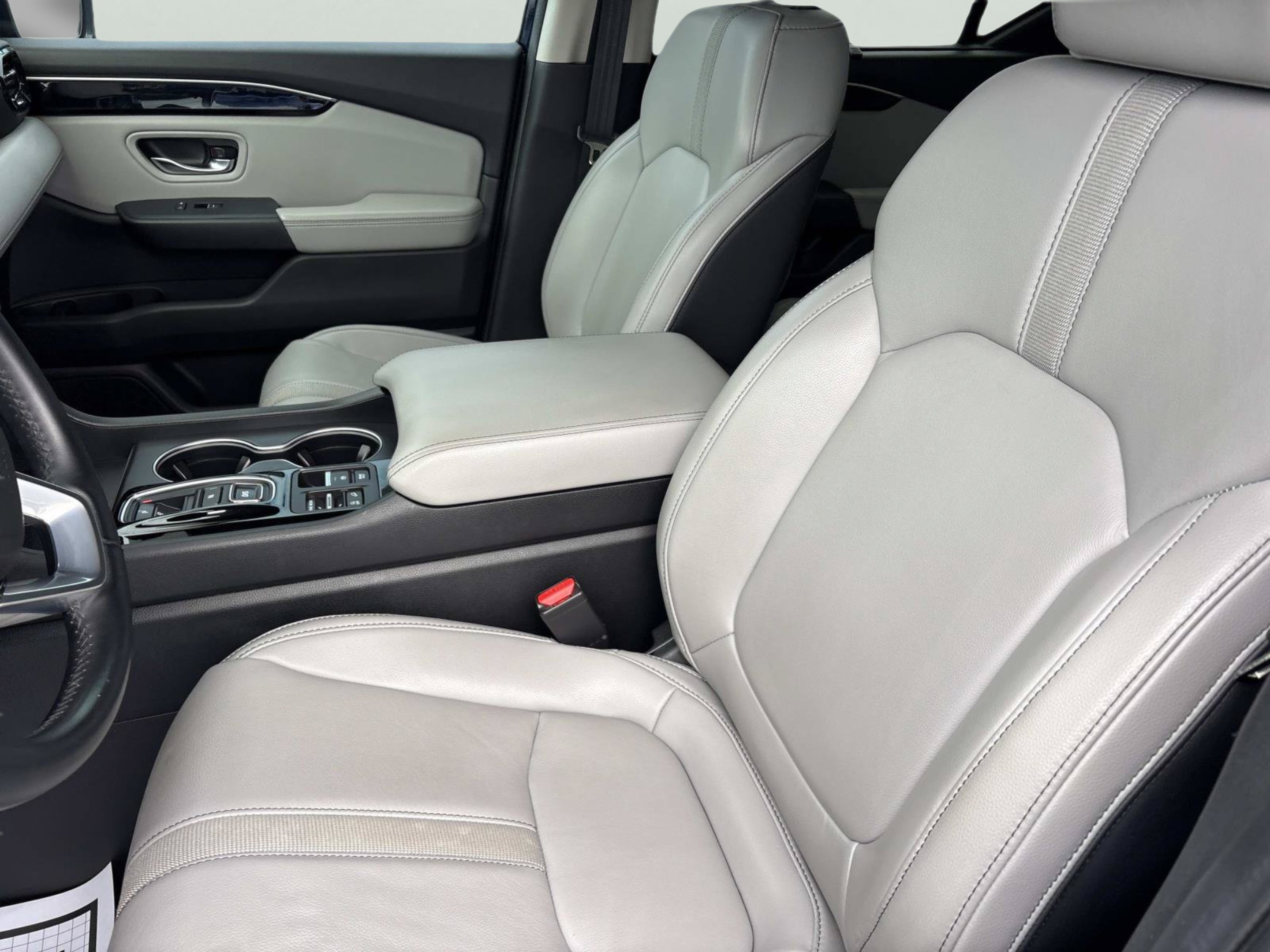 2023 Honda Pilot Touring - Photo 25