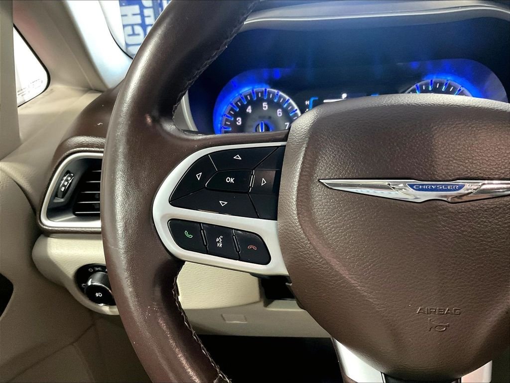 Used 2017 Black Chrysler Touring L image 23