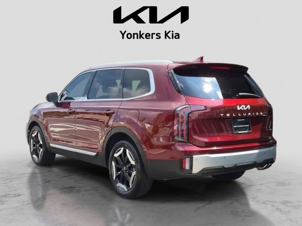 Certified Used 2023 Red Kia EX image 12