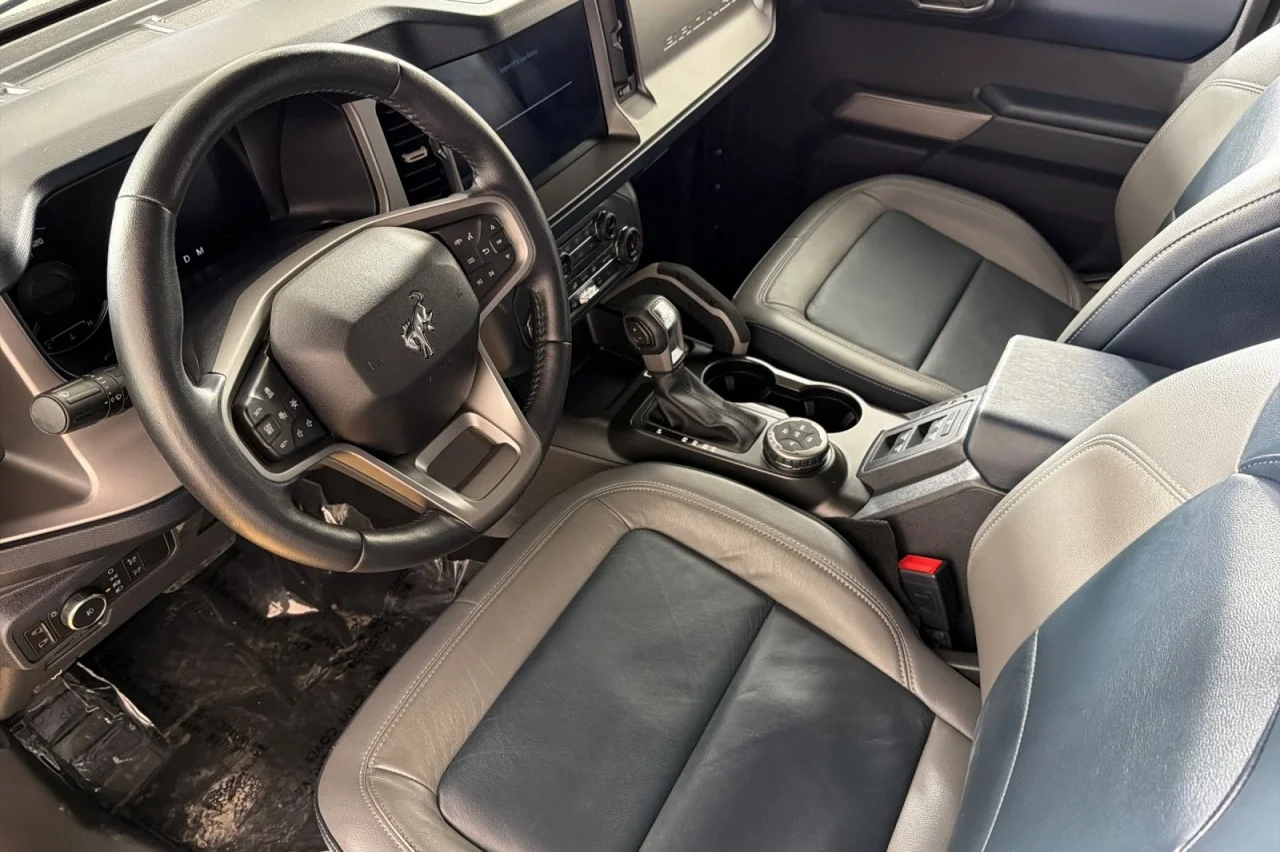 Used 2022 CACTUS GREY Ford Outer Banks image 9