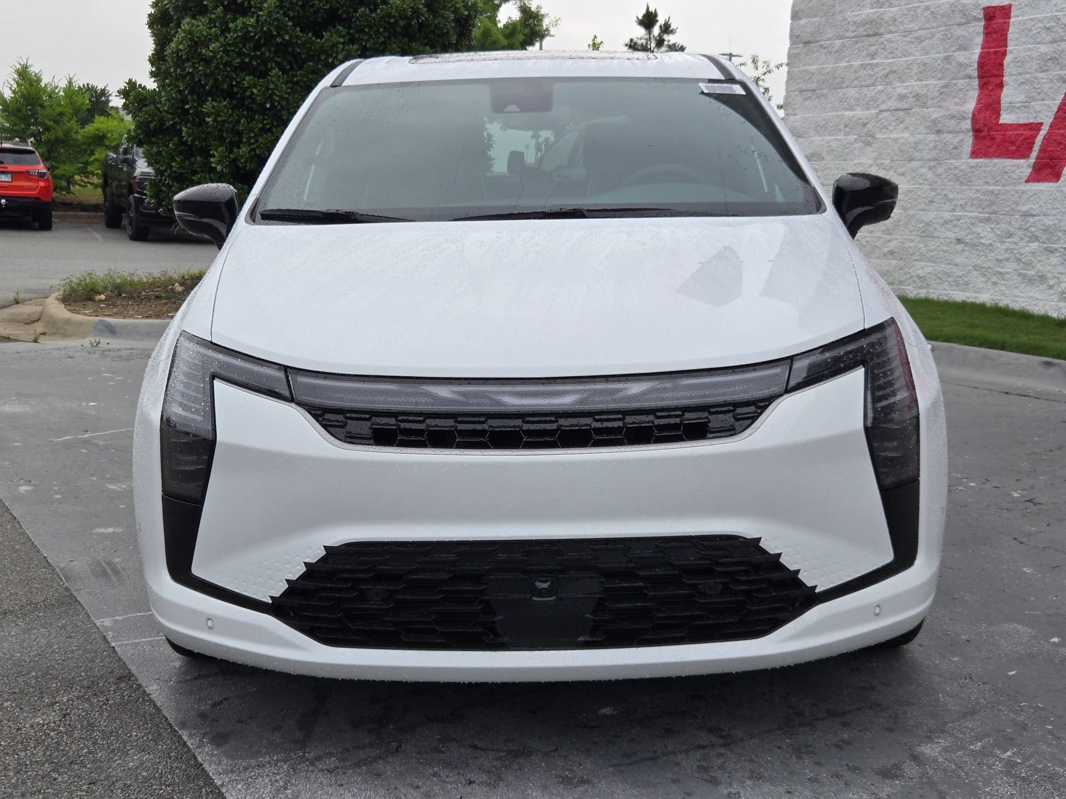 New 2027 Bright White Clear-Coat Exterior Paint Chrysler Limited image 2