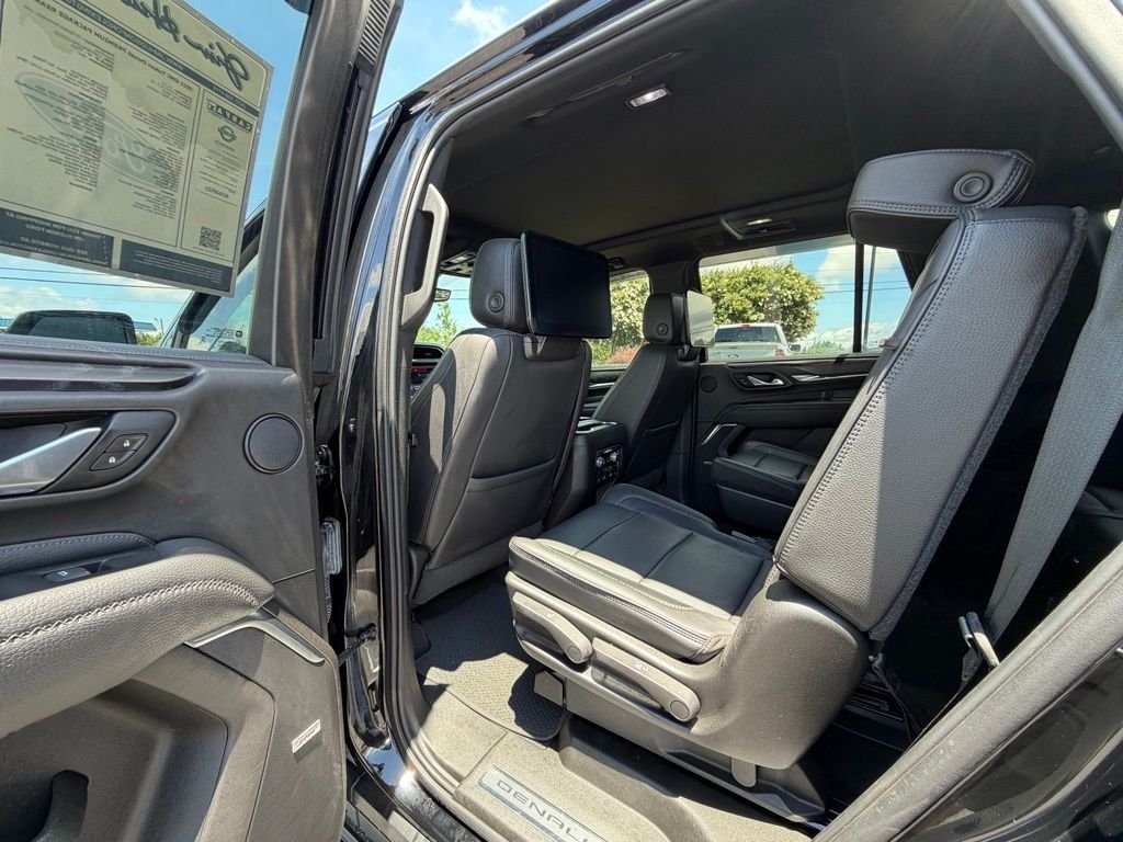 Used 2021 Black GMC Denali image 35