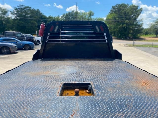 Used 2019 White Ford XL image 12