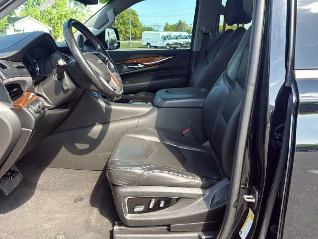 Used 2019 Black Raven Cadillac Premium image 13