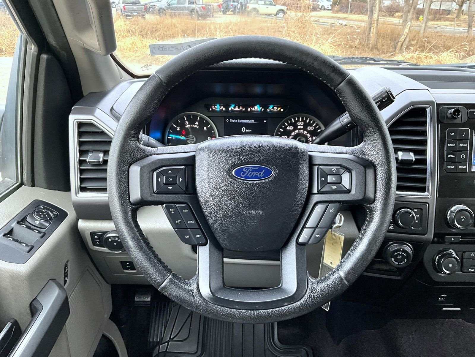 Used 2016 Brown Ford XLT image 11