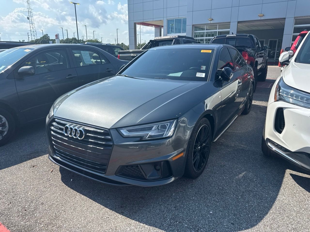2019 Audi A4 2.0T quattro S tronic Premium Plus's photo