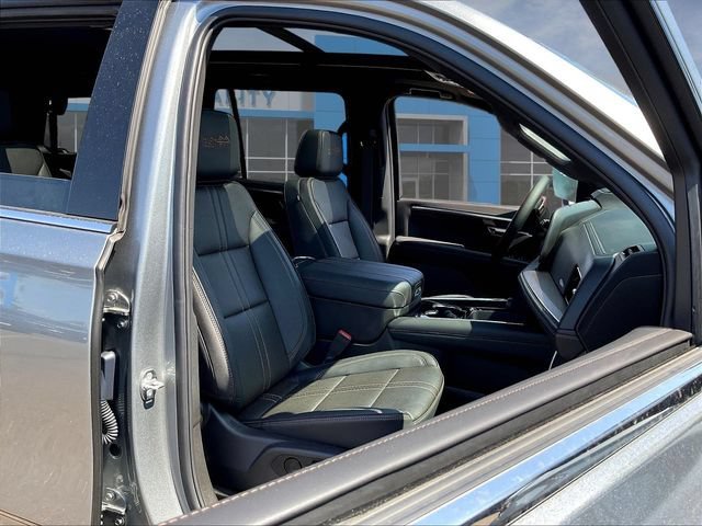 2026 Chevrolet Tahoe High Country - Photo 13