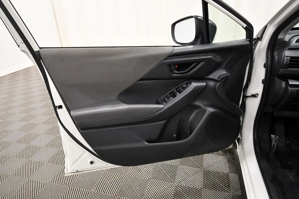 Used 2024 White Subaru Base image 13