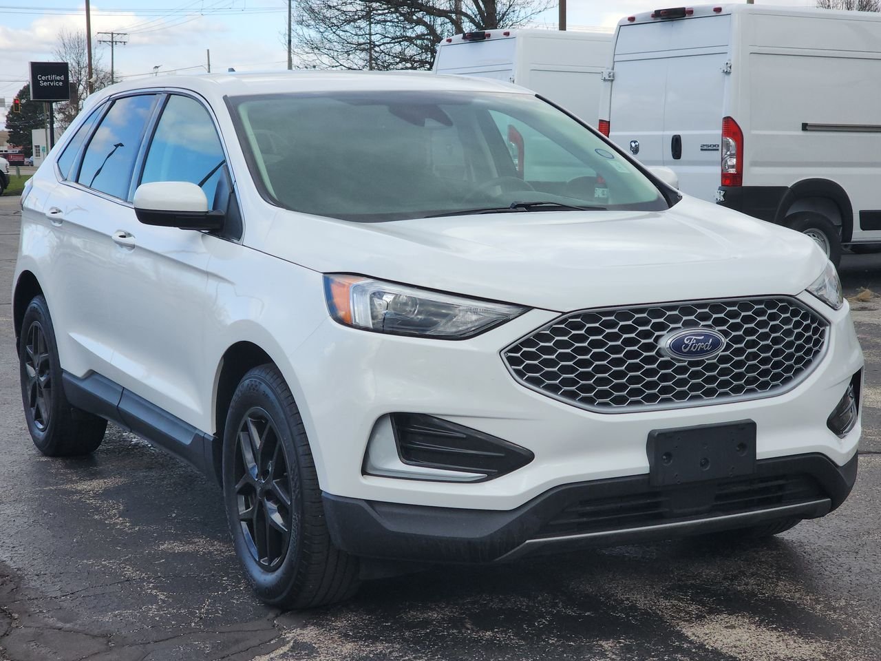 Used 2024 Oxford White Ford SEL image 1