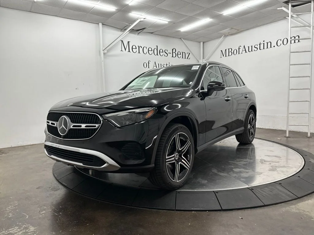 New 2026 Black Mercedes-Benz GLC 300 image 3