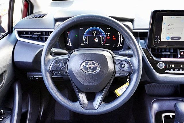 Used 2026  Toyota LE image 17