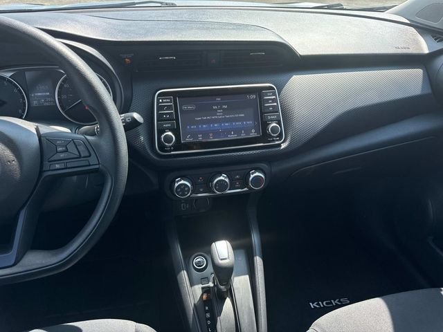 Used 2023 Gray Nissan S image 21