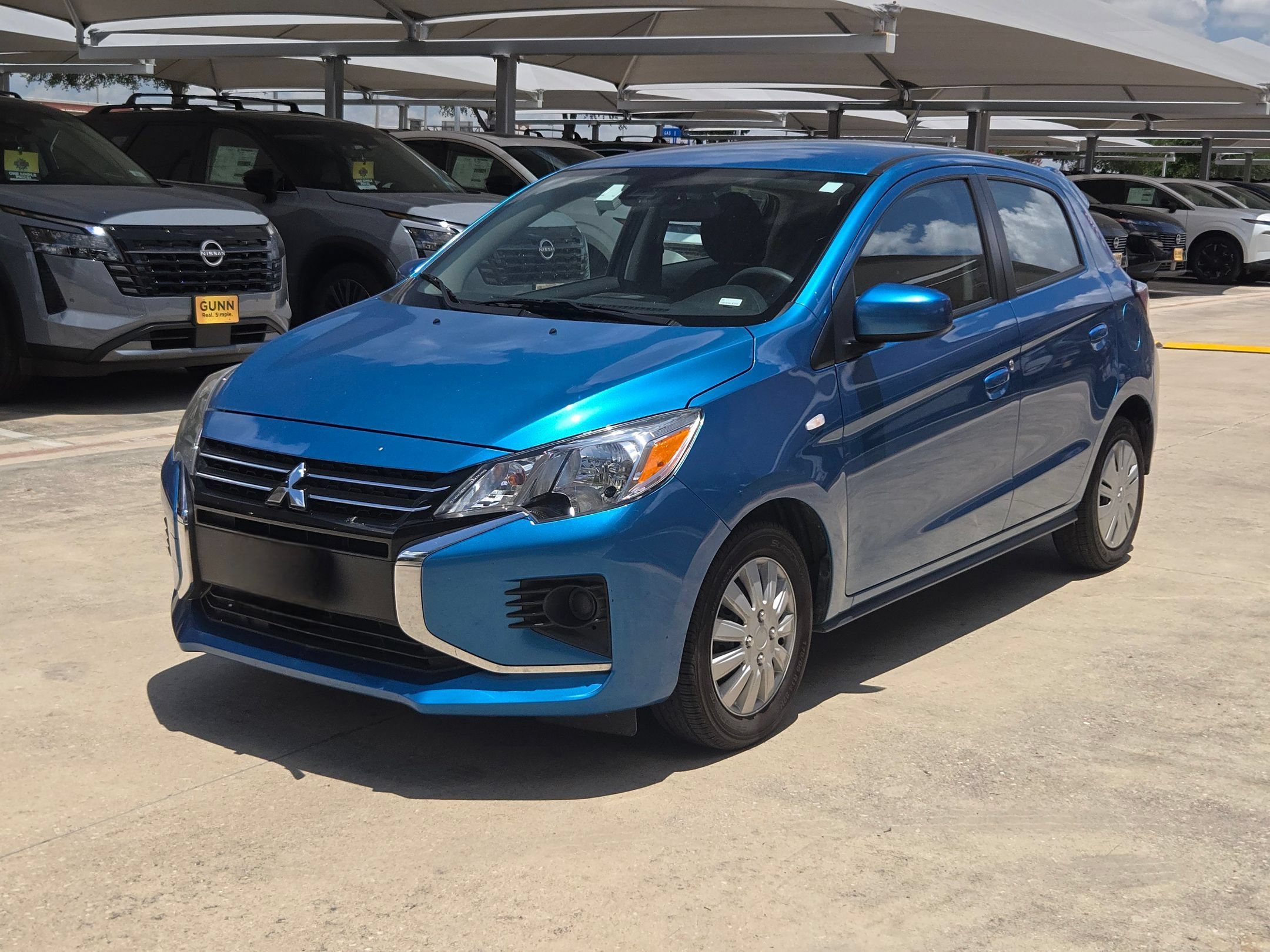 Used 2024  Mitsubishi ES image 7