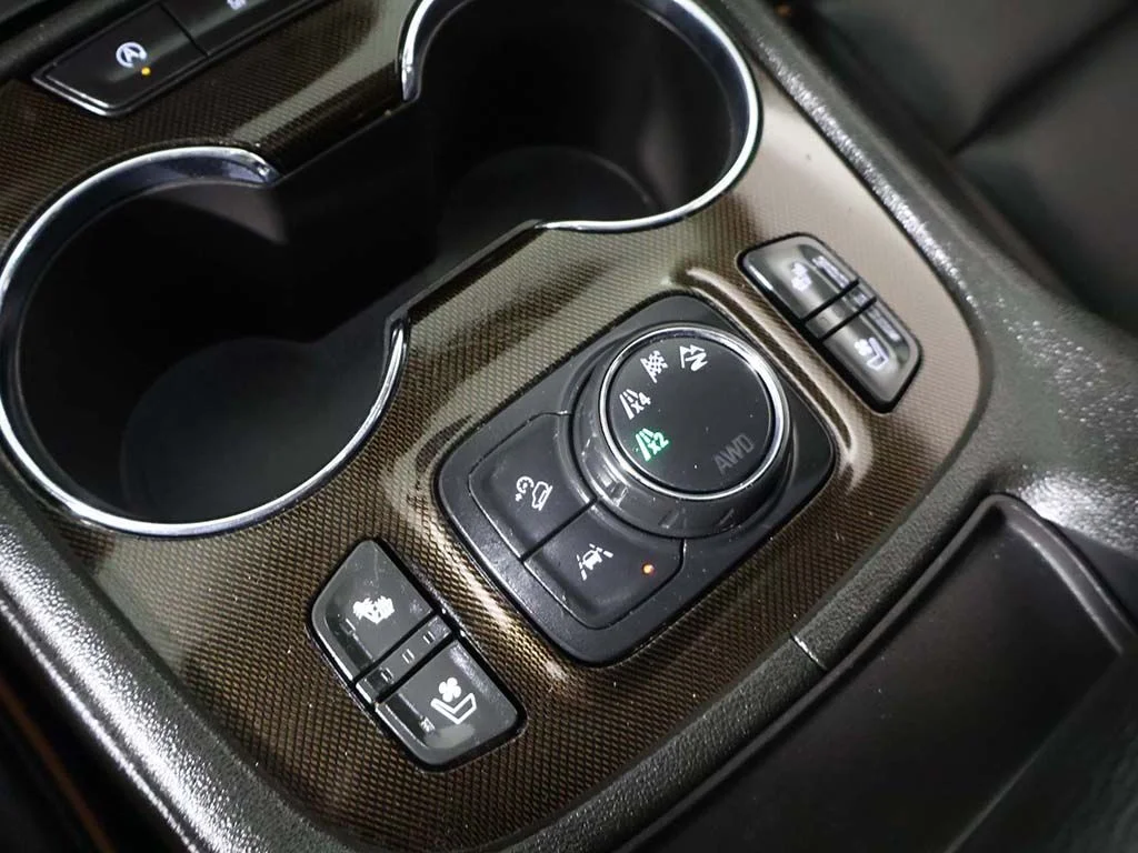 Used 2023 Silver GMC AT4 image 52