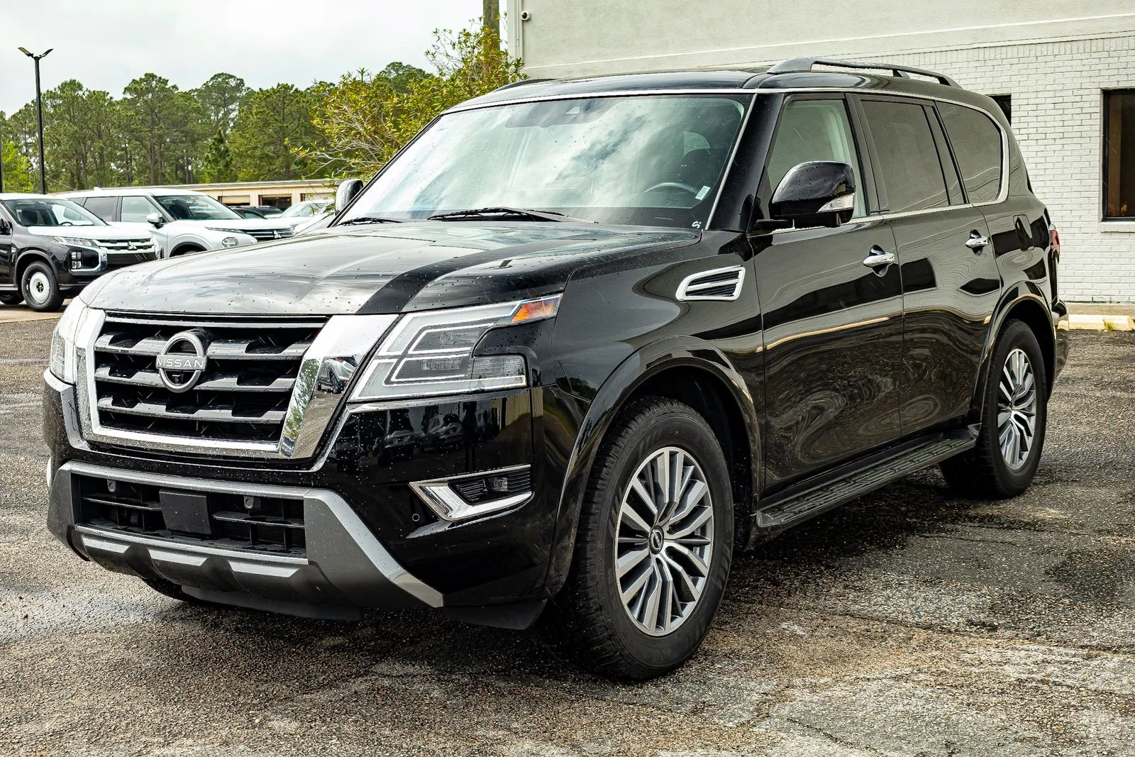 2023 Nissan Armada SL 4X2's photo