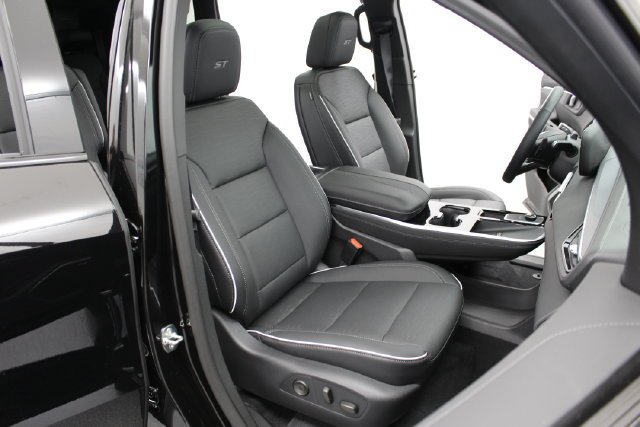 New 2026 Ebony Twilight Metallic Buick Sport Touring image 26