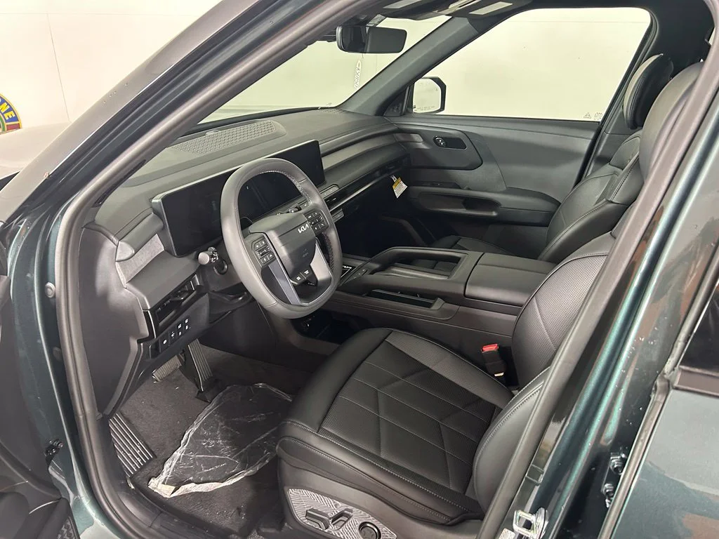 New 2027 Black Jade Green Kia X-Line EX image 7
