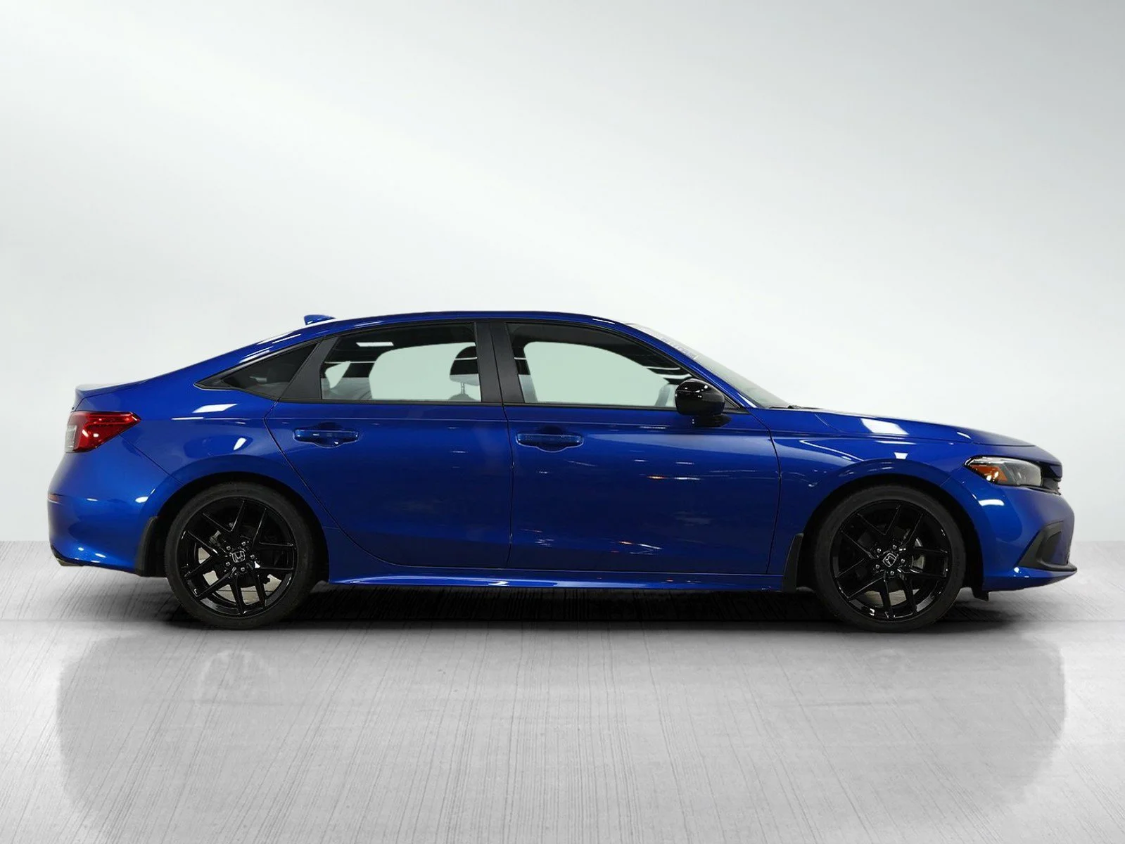 Used 2024 Blue Honda 4D SEDAN 2.0L SPORT AUTO image 6