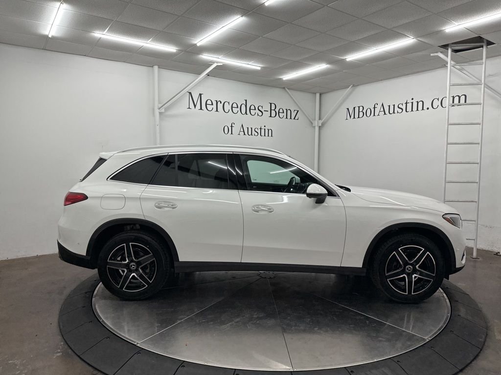 Used 2026 White Mercedes-Benz GLC 300 image 8