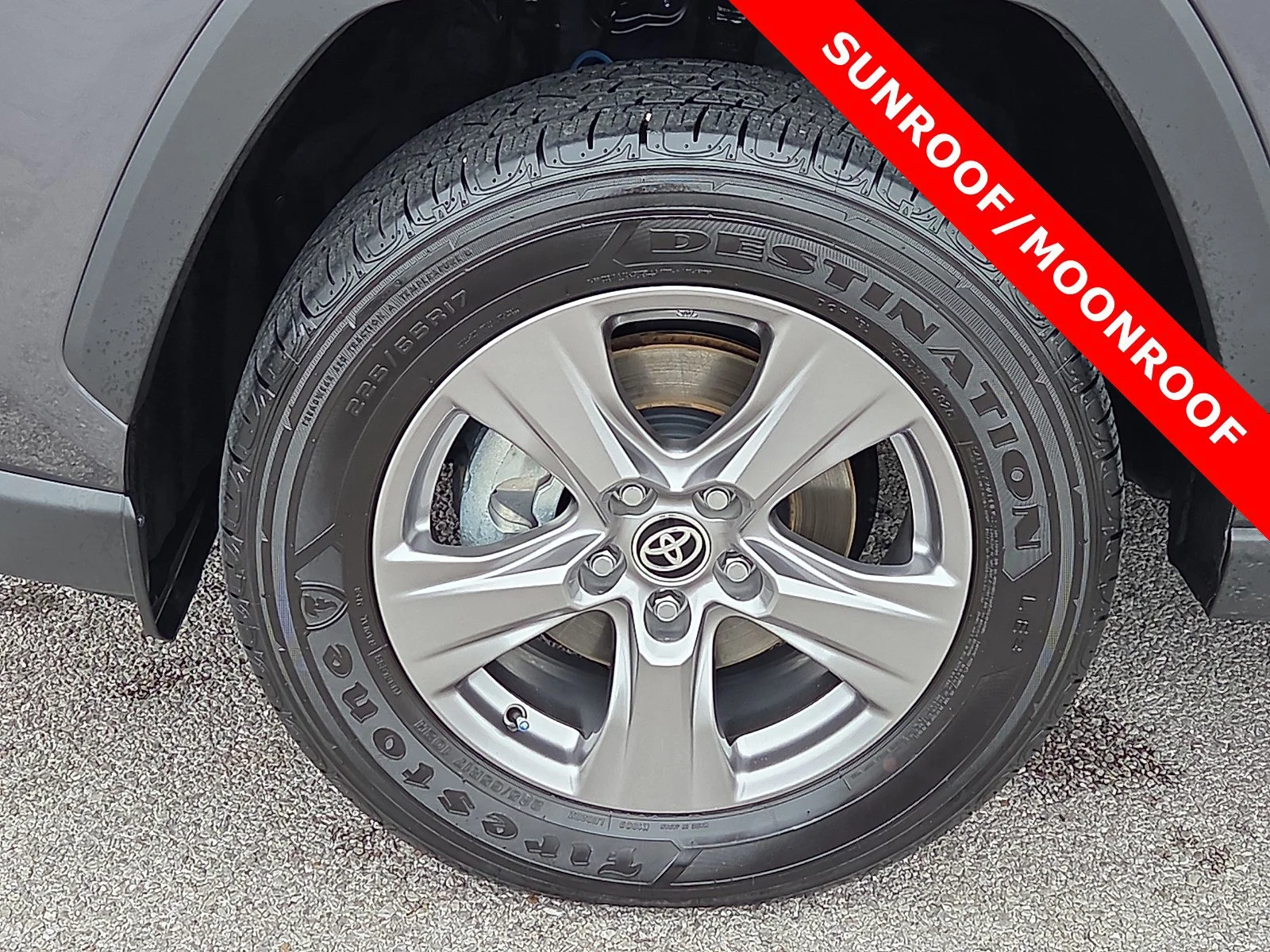 Used 2025 Magnetic Gray Metallic Toyota Hybrid XLE image 7