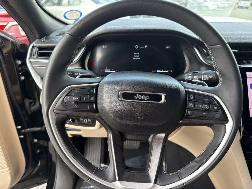 Used 2023 Black Jeep Limited image 42