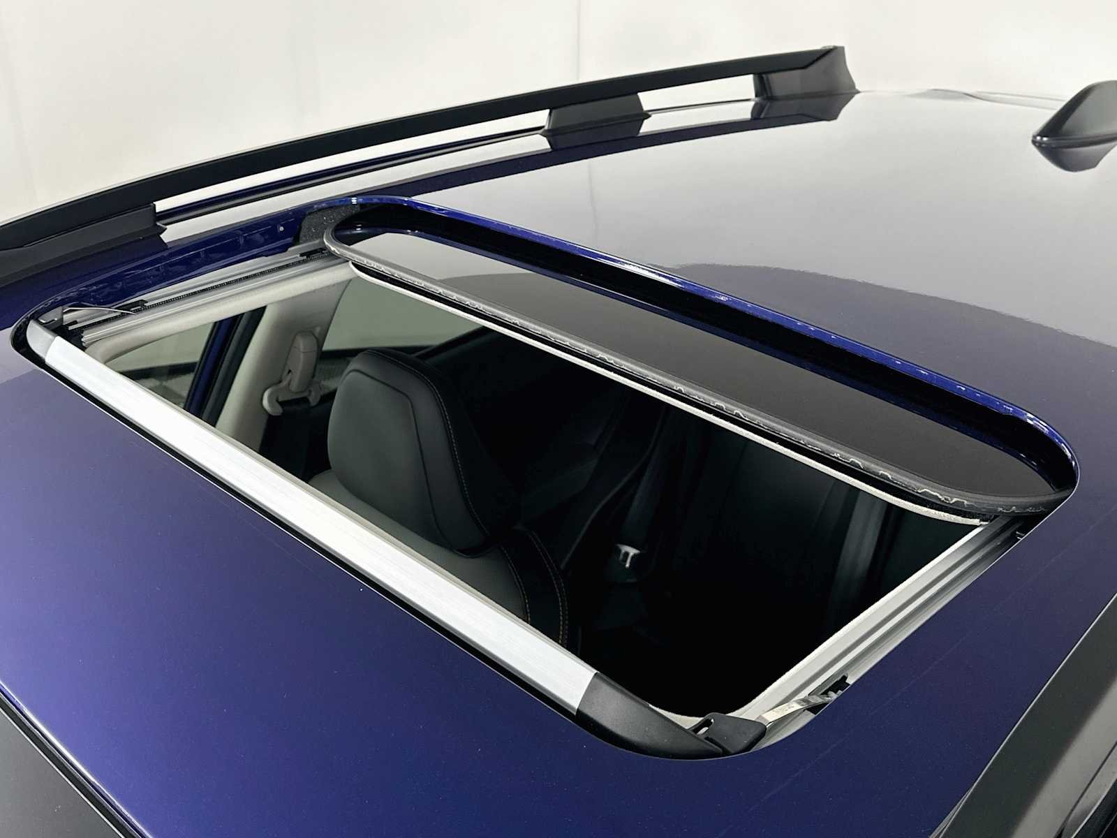 New 2026 SAPPHIRE BLUE PEARL Subaru Limited Hybrid image 20