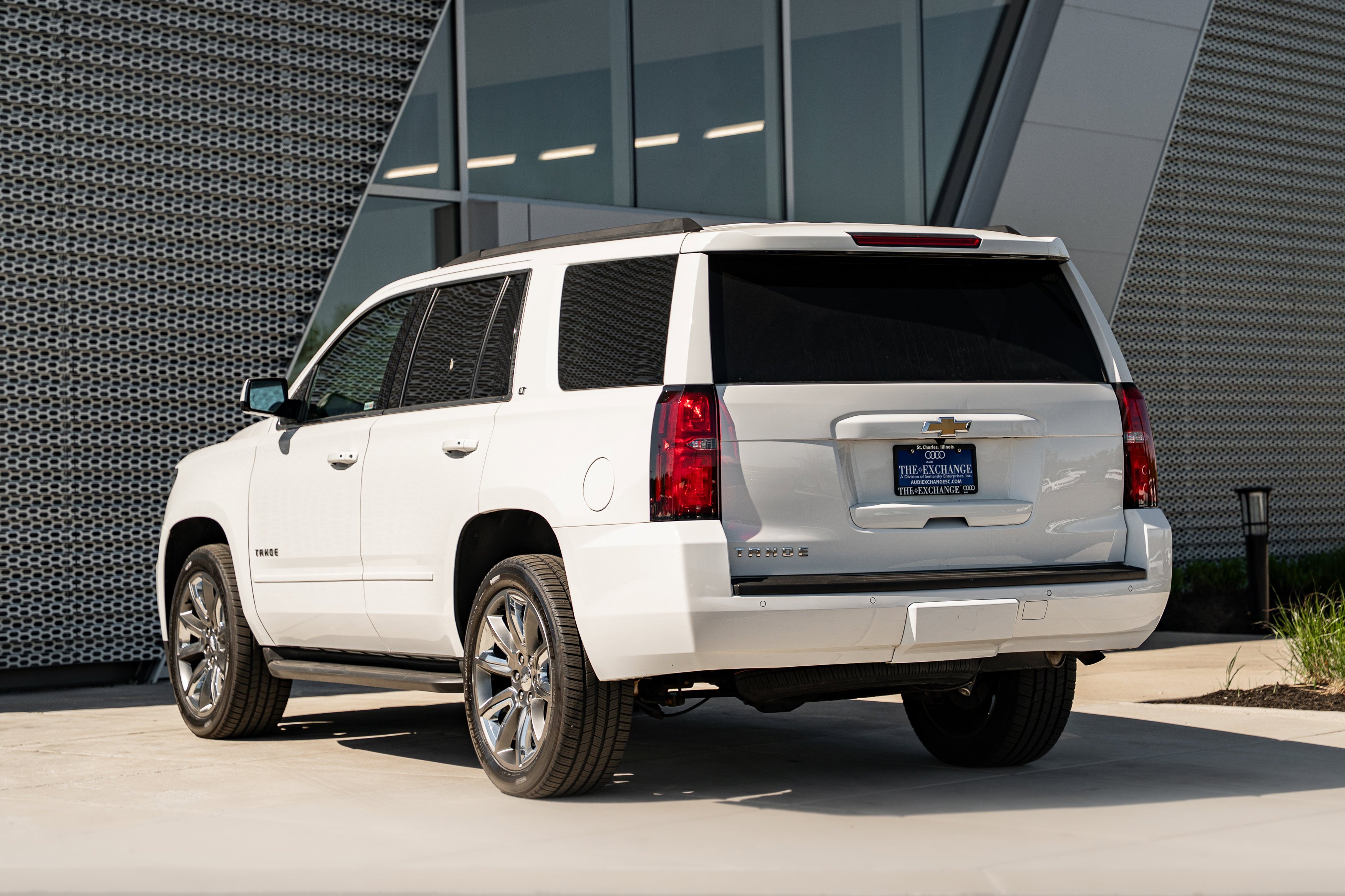 Used 2020 Summit White Chevrolet LT image 5
