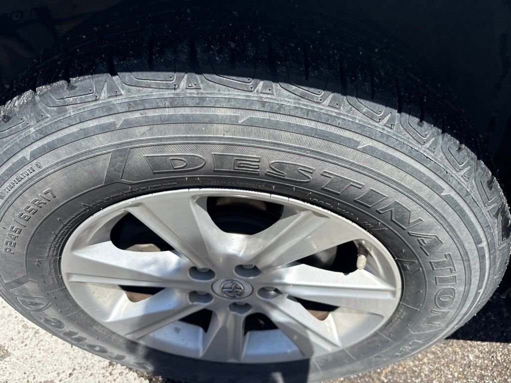 Used 2011 Silver Toyota Limited image 16