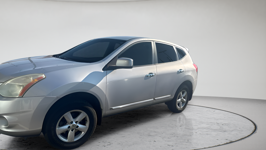 Used 2013 Brilliant Silver Metallic Nissan S image 5