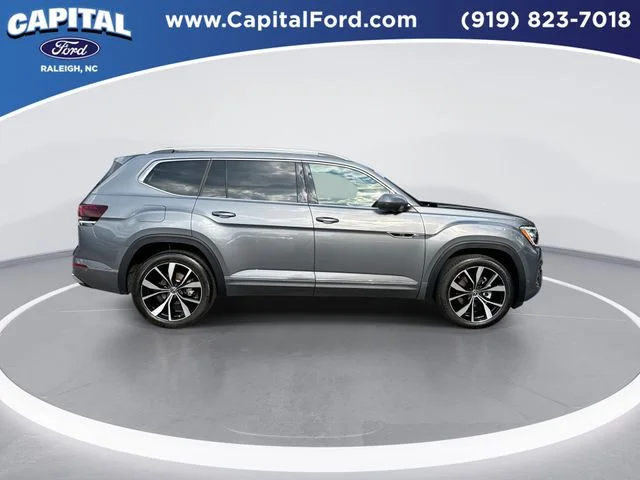 Used 2024 Gray Volkswagen 2.0T SEL Premium R-Line image 9