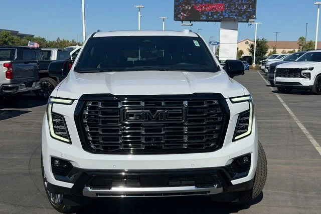 New 2026 Glacier White Tricoat GMC Denali Ultimate image 3