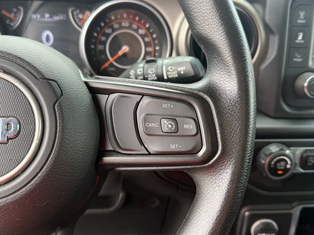 Used 2020 Black Jeep Sport image 20