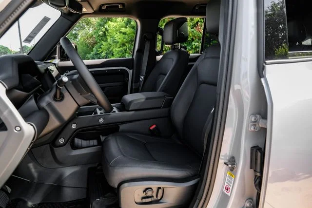 New 2026 Borasco Grey Land Rover X-Dynamic SE image 42