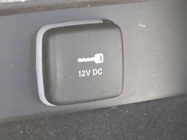 Used 2021 Baltic Gray Metallic Clearcoat Jeep Overland image 15
