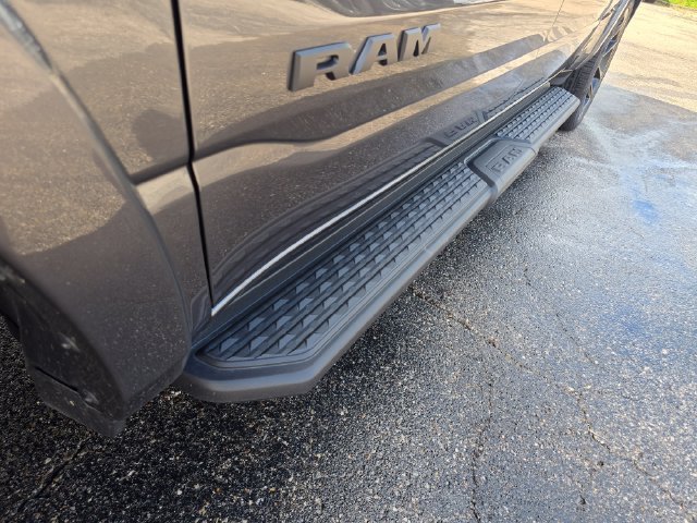 New 2026 Granite Crystal Metallic Clear-Coat Exterior Paint RAM Laramie image 28