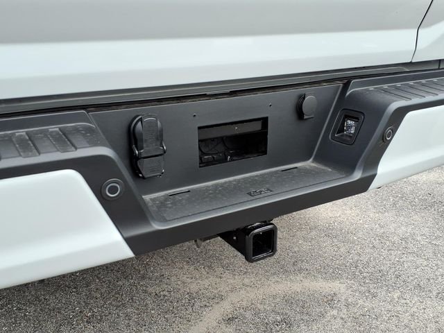 New 2026 Avalanche Ford Lariat® image 5