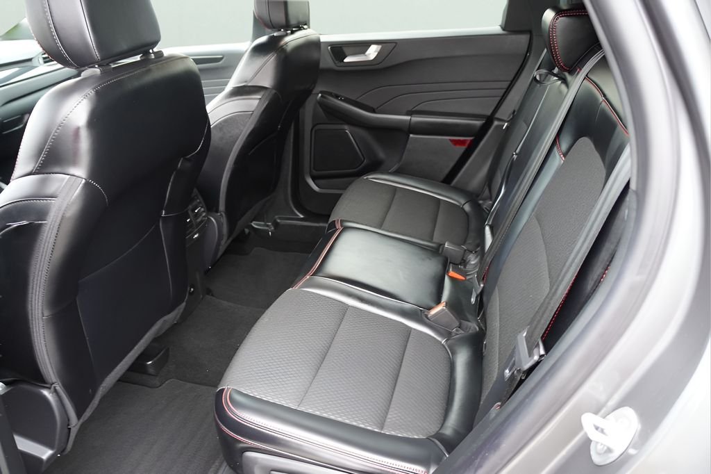Used 2025 Gray Metallic Ford ST-Line image 12