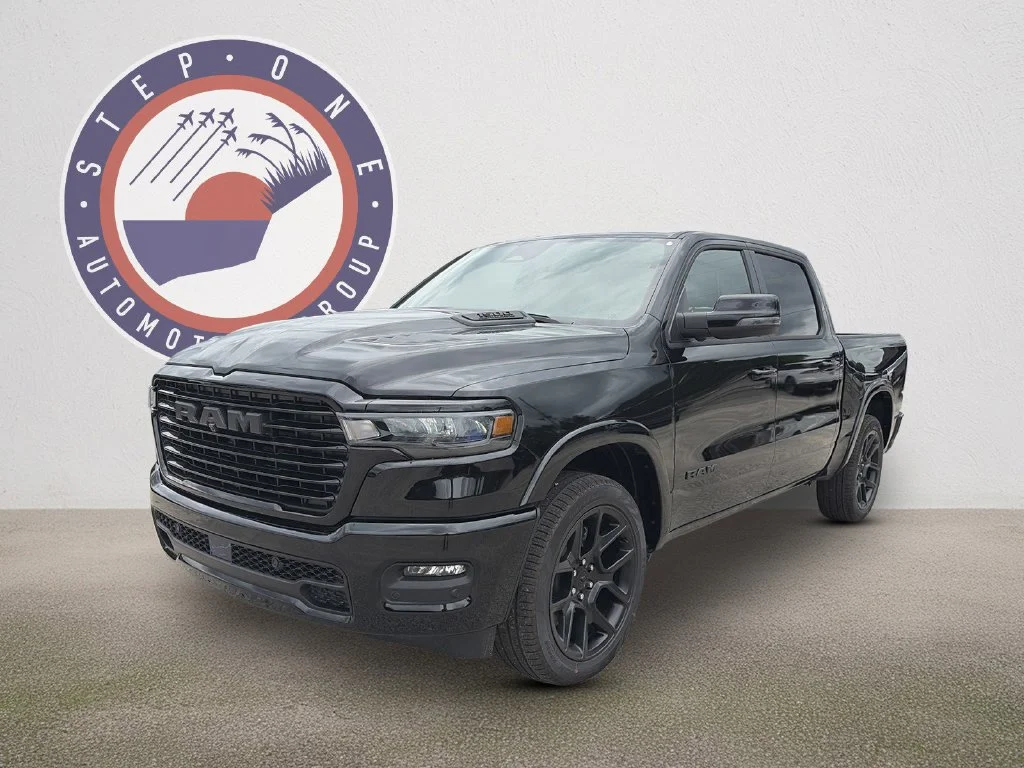 New 2026 Diamond Black Crystal Pearl-Coat Exterior Paint RAM Laramie image 2