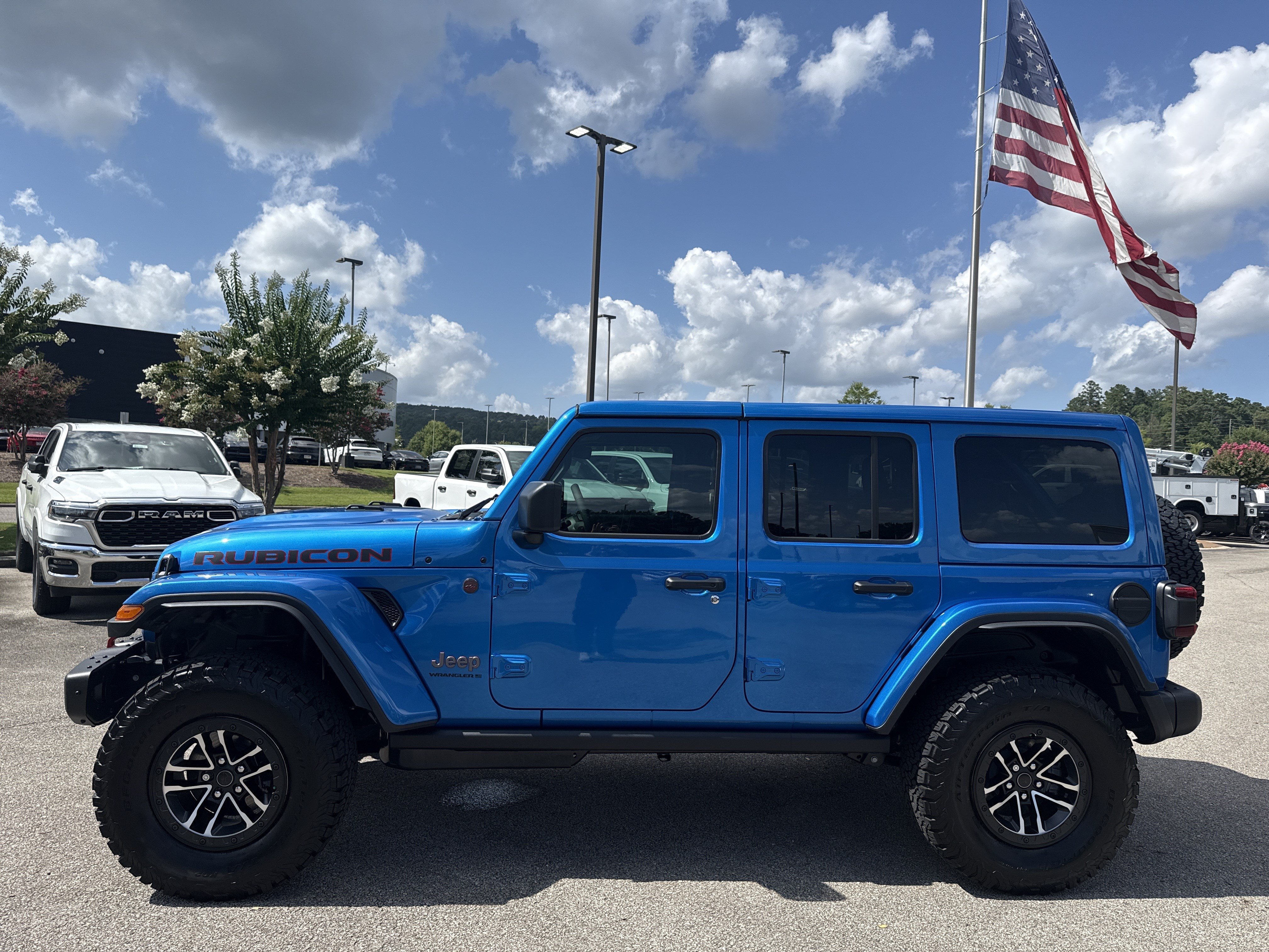 New 2026 Hydro Blue Pearlcoat Jeep Rubicon X image 4