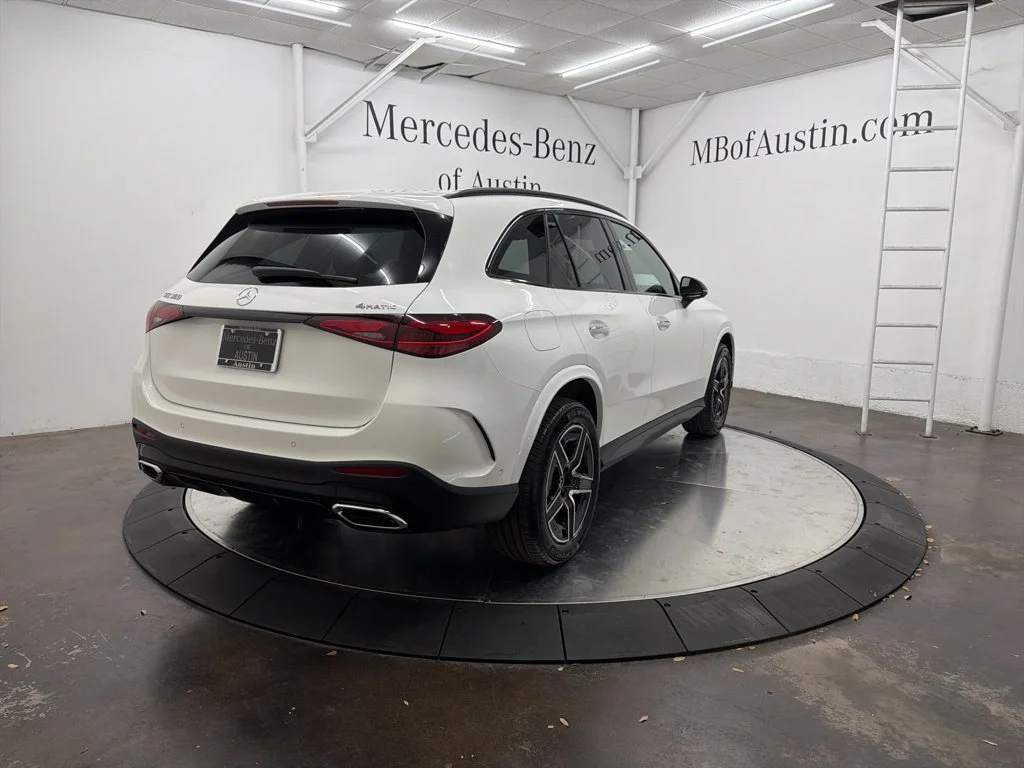 Used 2026 White Mercedes-Benz GLC 300 image 7