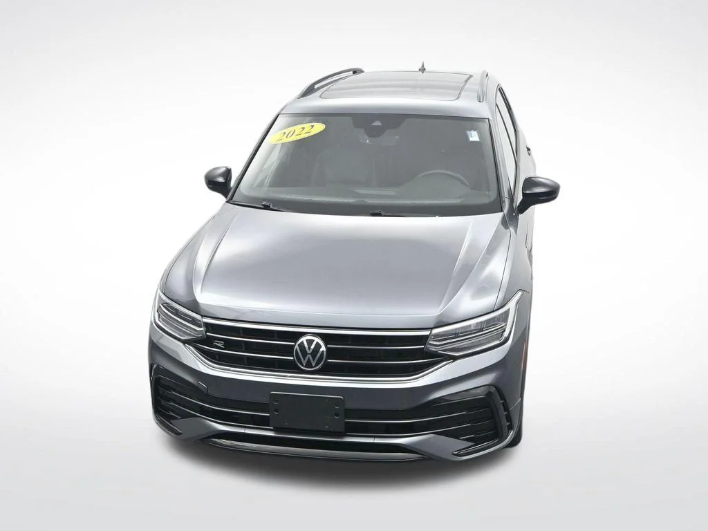 Used 2022 Platinum Gray Metallic Volkswagen 2.0T SE R-Line Black image 29